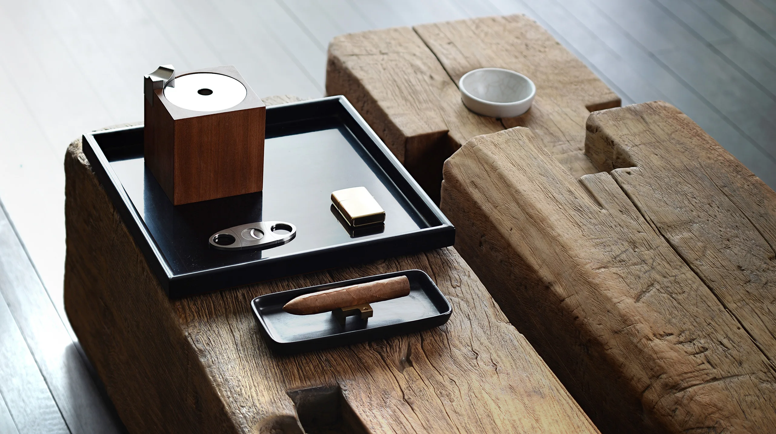 Vrod limited-edition designer ashtray scene, precision-machined in a manual workshop from honest materials.